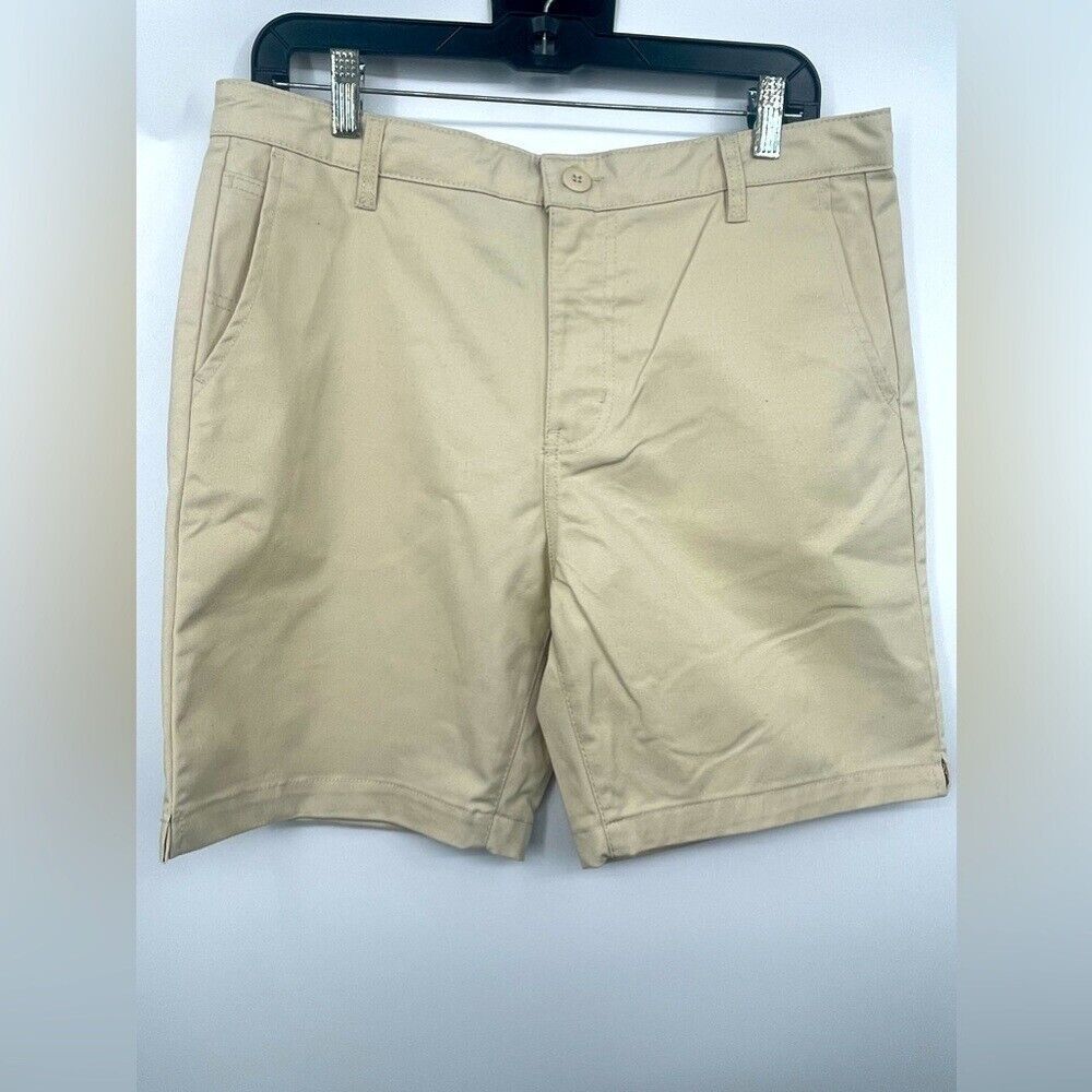 Forever 21 men's tan shorts size 32‎